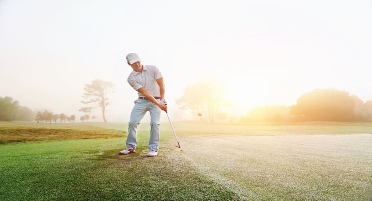 インドアゴルフスクール